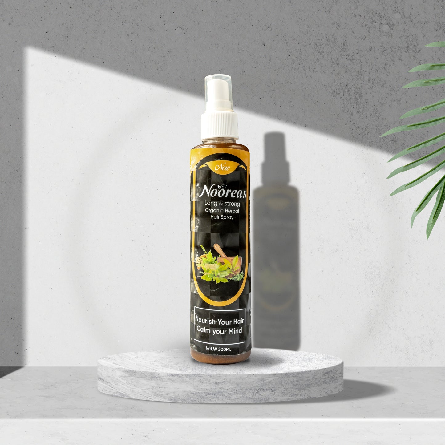 Nooreas long & strong organic Harbl Hair spray